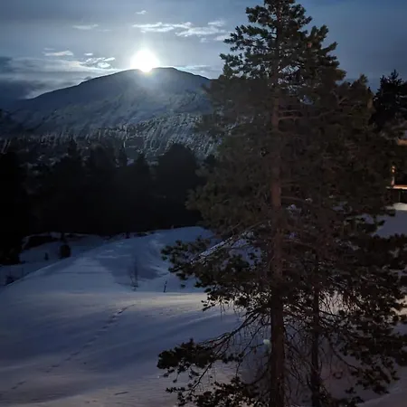 Med Utsikt I Naerheten Av Sentrum Holiday home