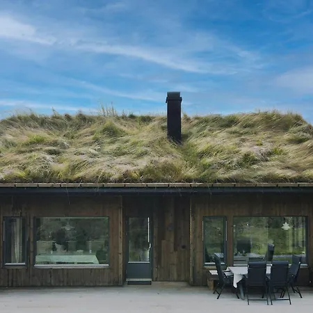 Med Utsikt I Naerheten Av Sentrum Stryn