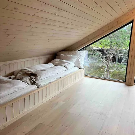 Tatil Evi Med Utsikt I Naerheten Av Sentrum Stryn